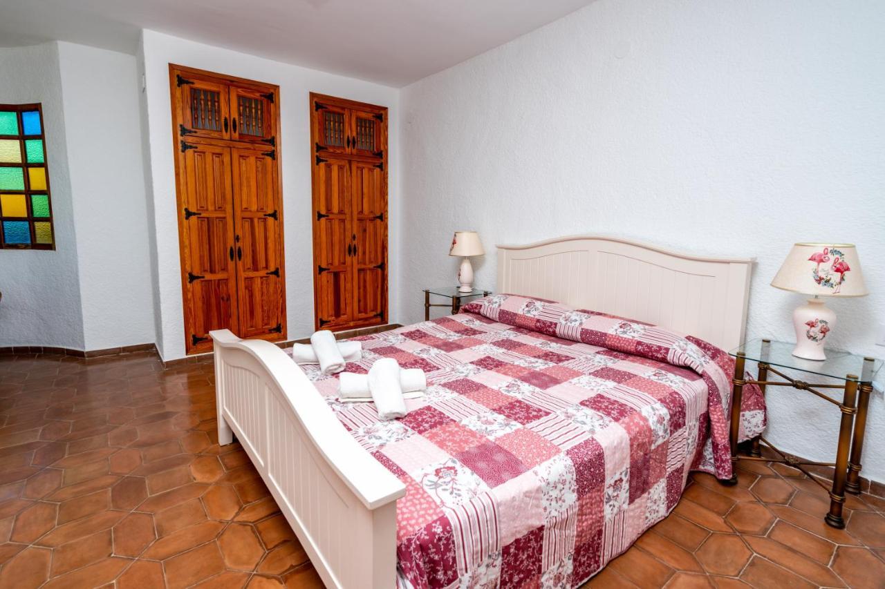Mediterranean Villa With Amazing Views ฮาเวอา ภายนอก รูปภาพ