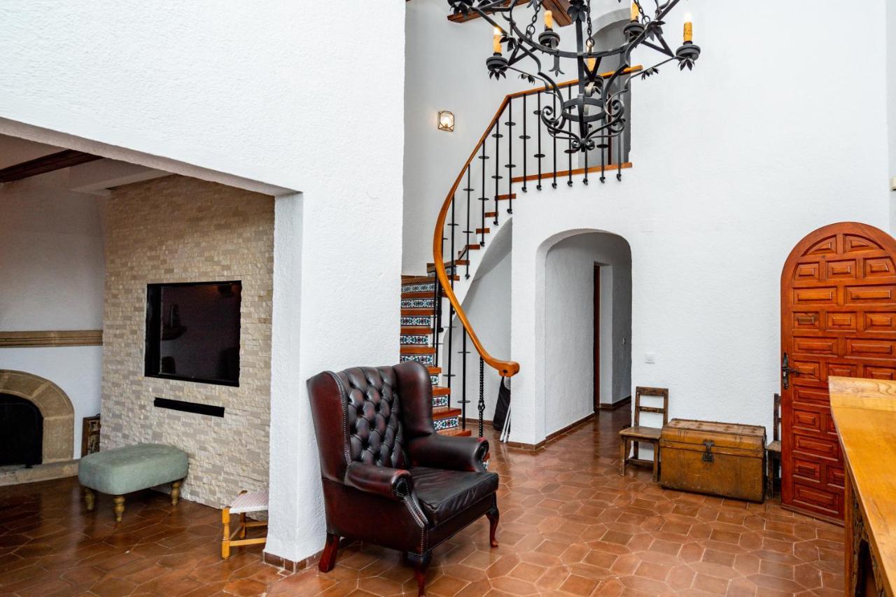 Mediterranean Villa With Amazing Views ฮาเวอา ภายนอก รูปภาพ
